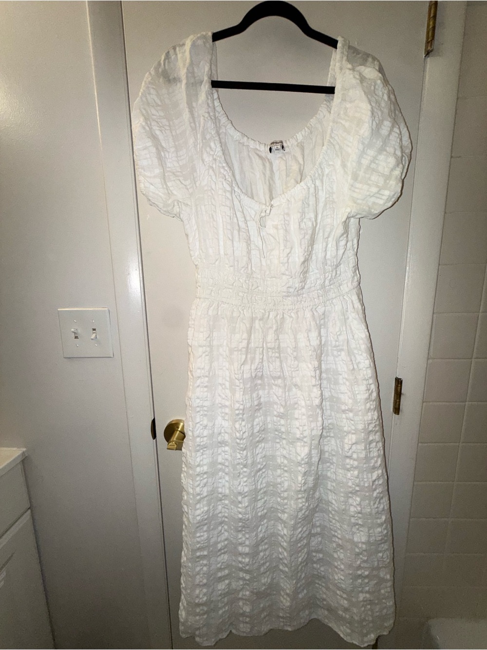 Madewell White Textured Puff-Sleeve Maxi Dress